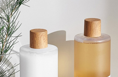 تاسیس در سال 2005، دارای 13000 متر مربع ساختمان کارخانه استاندارد، مجموعه ای از تحقیق و توسعه، تولید و فروش در یکی از شرکت های مواد بسته بندی لوازم آرایشی و بهداشتی است.