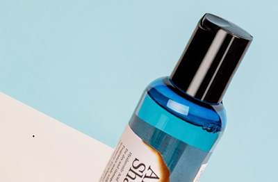 تاسیس در سال 2005، دارای 13000 متر مربع ساختمان کارخانه استاندارد، مجموعه ای از تحقیق و توسعه، تولید و فروش در یکی از شرکت های مواد بسته بندی لوازم آرایشی و بهداشتی است.